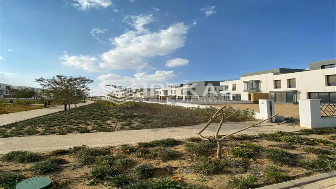 Luxury Apartment in Sodic East