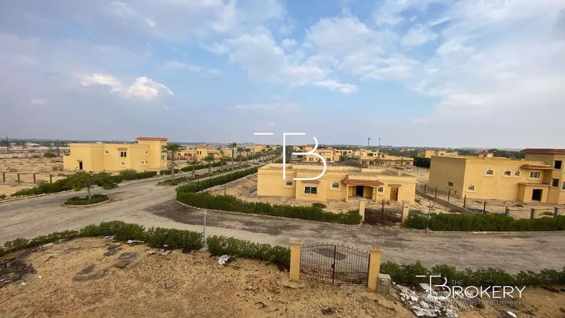 Standalone Villa for Sale in Wadi El Nakhil - 565 sqm