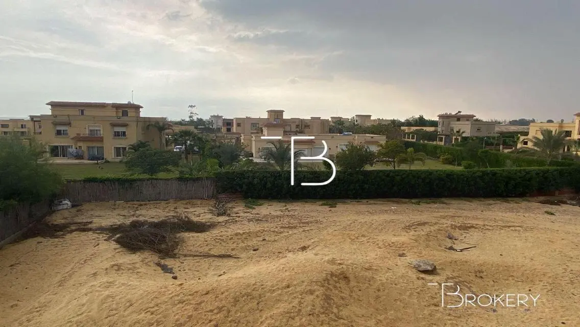 Standalone Villa for Sale in Wadi El Nakhil - 565 sqm