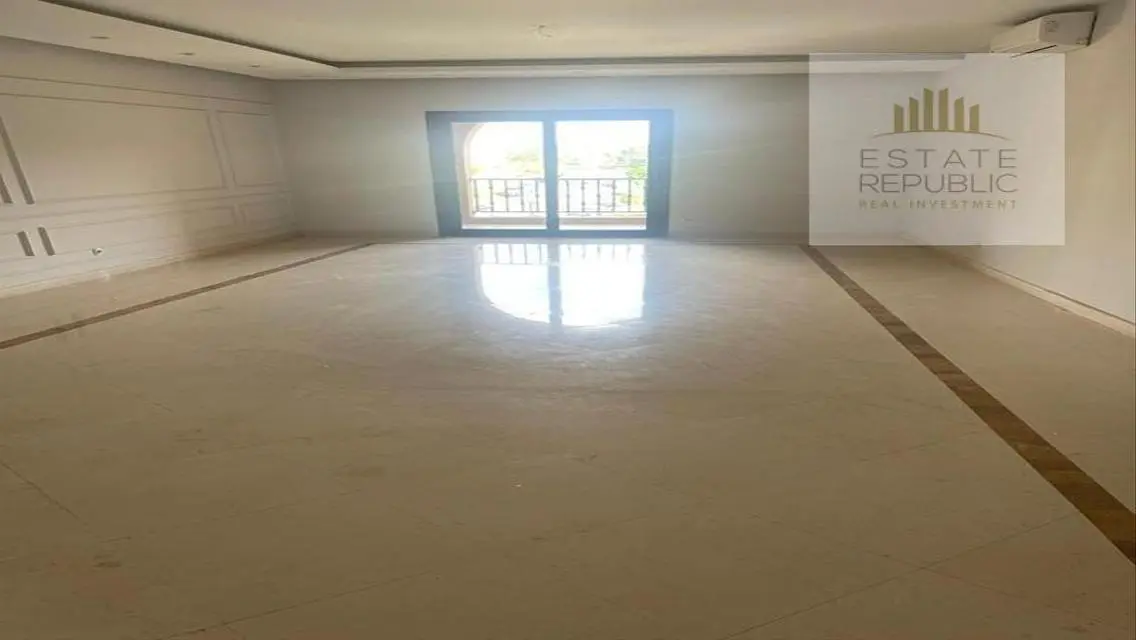 Luxury Apartment for Sale with Lake View