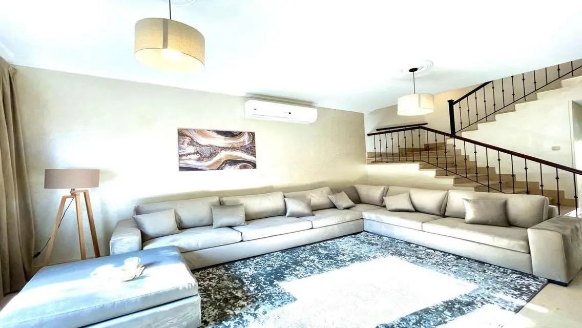 Luxurious Apartment with Stunning Views