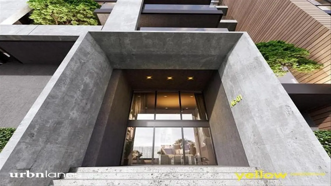 Luxurious 3-Bedroom Apartment in Yellow Residence