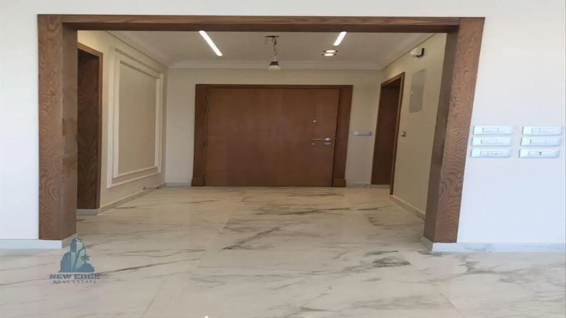 Luxury Apartment with Premium Amenities