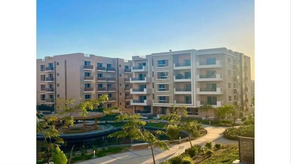 Luxury Apartment for Rent with Lake View