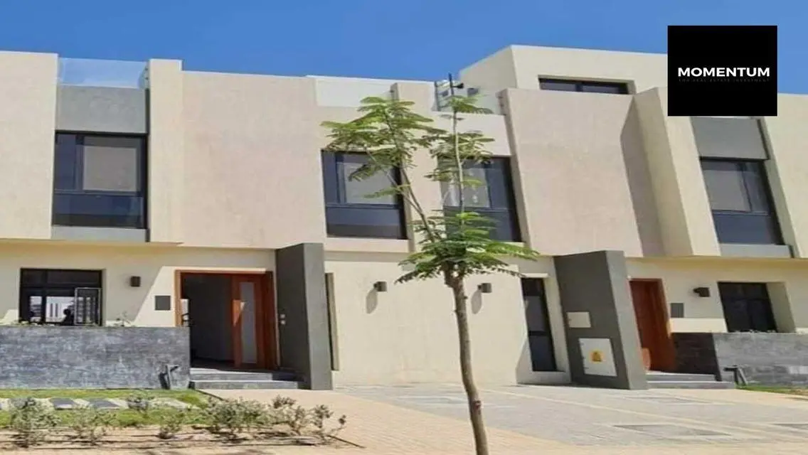 Luxury Apartment for Sale in Donia with Balcony and Security