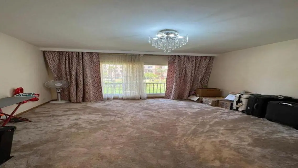Luxury Villa for Sale Overlooking Lakes