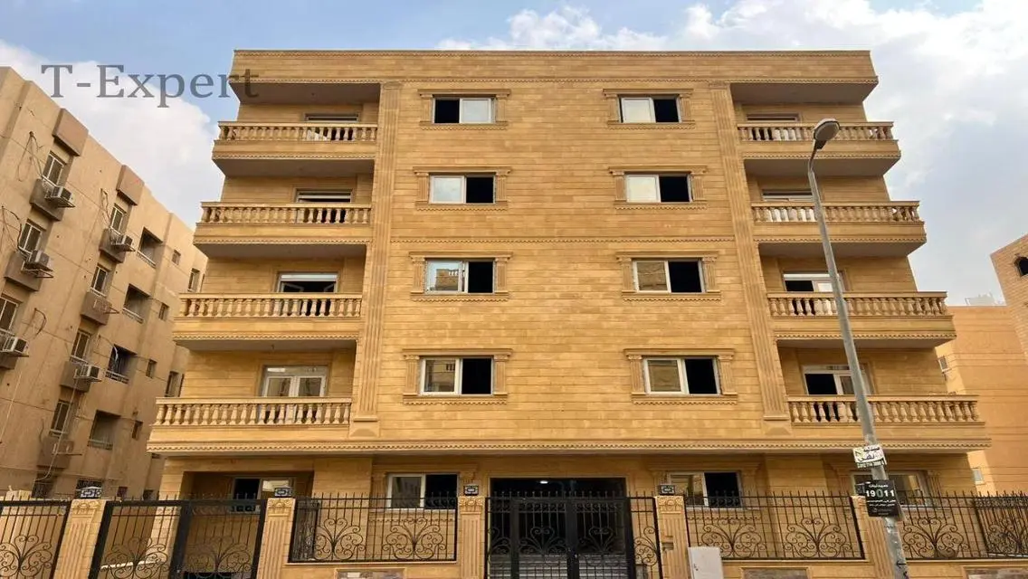 شقة رائعة في AUC بسعر مميز