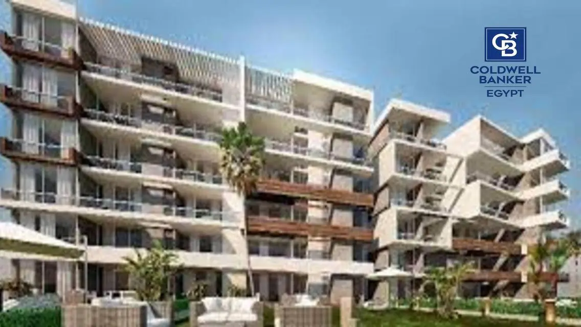 Luxurious Apartment with Balcony and Security Guard