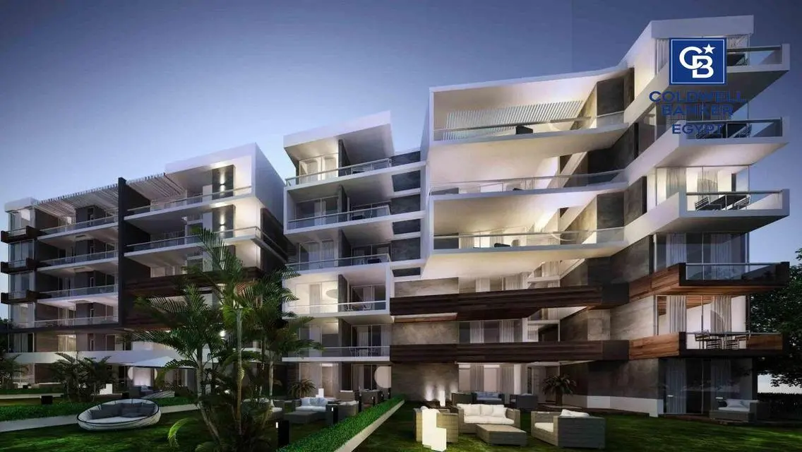 Luxurious Apartment with Balcony and Security Guard
