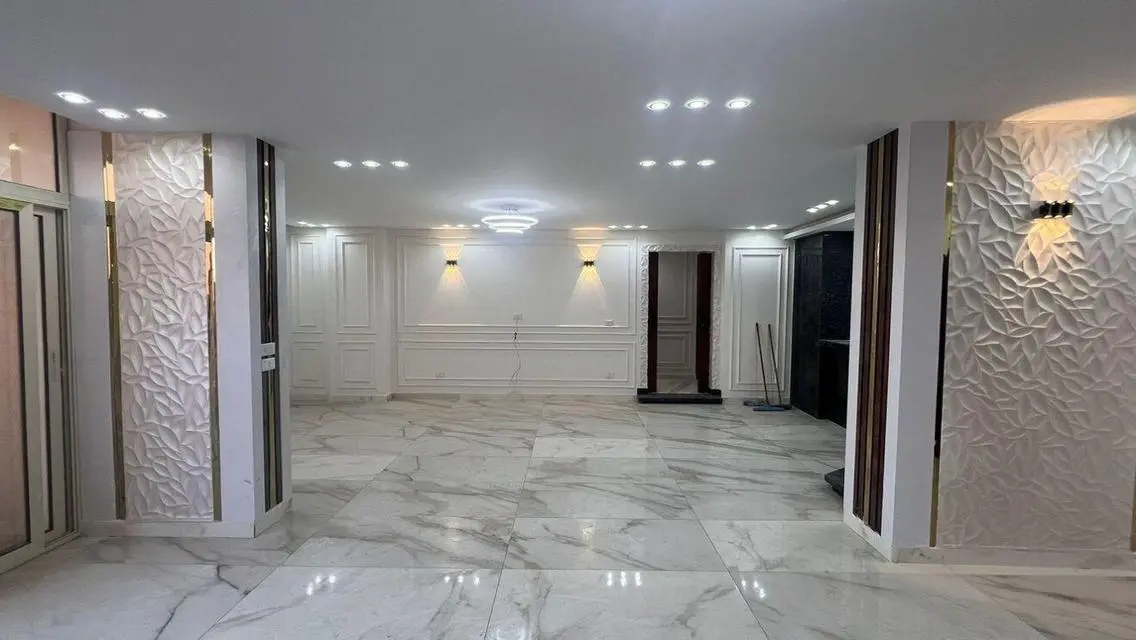 Luxury 3 Bedroom Apartment with Balcony