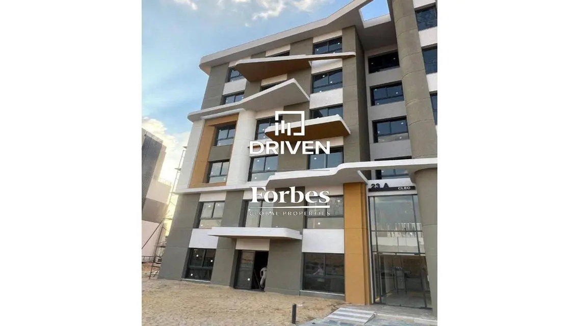 Luxurious Apartment in the Heart of the City - 215 sqm