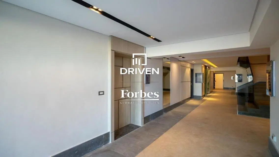 Luxurious Apartment in the Heart of the City - 215 sqm