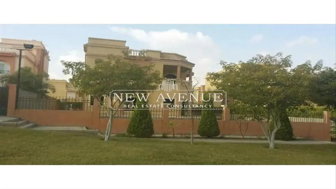 شقة فاخرة للبيع بإطلالة مميزة على معلم رئيسي