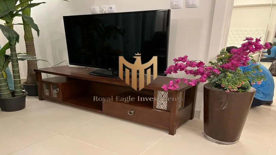 Stunning Apartment with Lake View for Sale