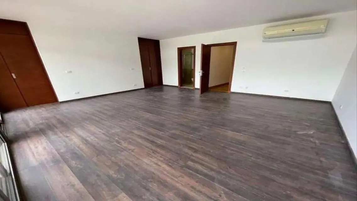 Luxury Villa for Sale in Prime Location