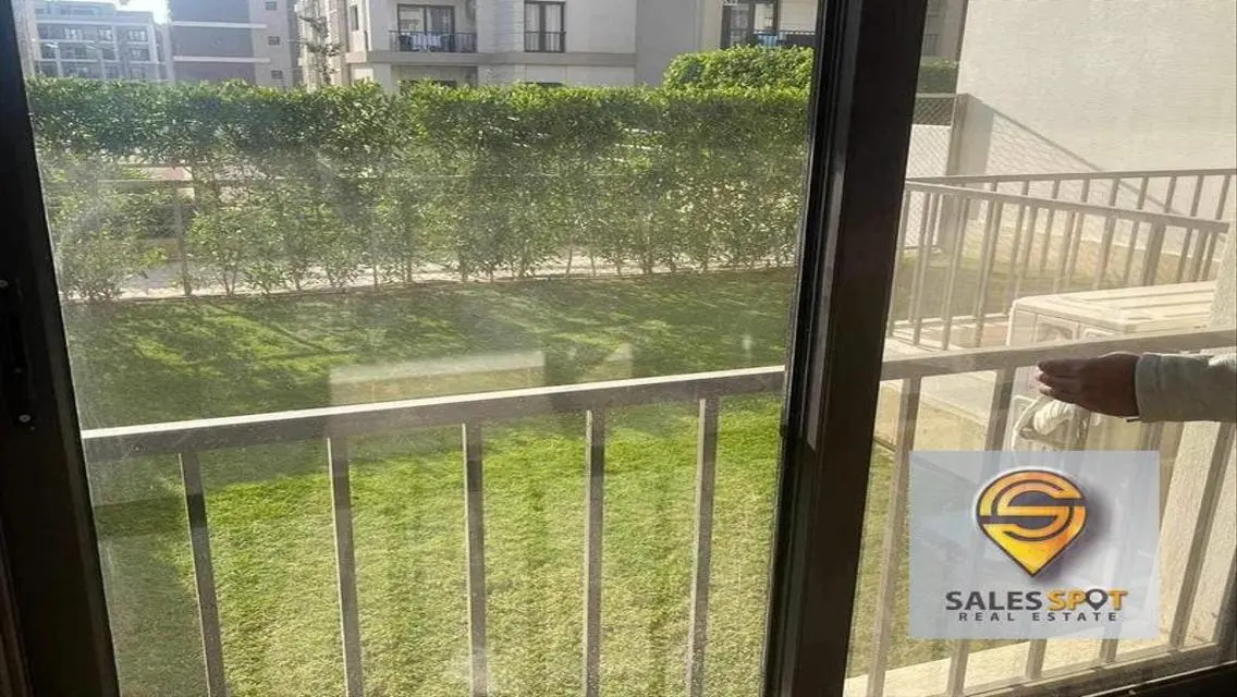 Luxury Apartment with Garden in Madinaty