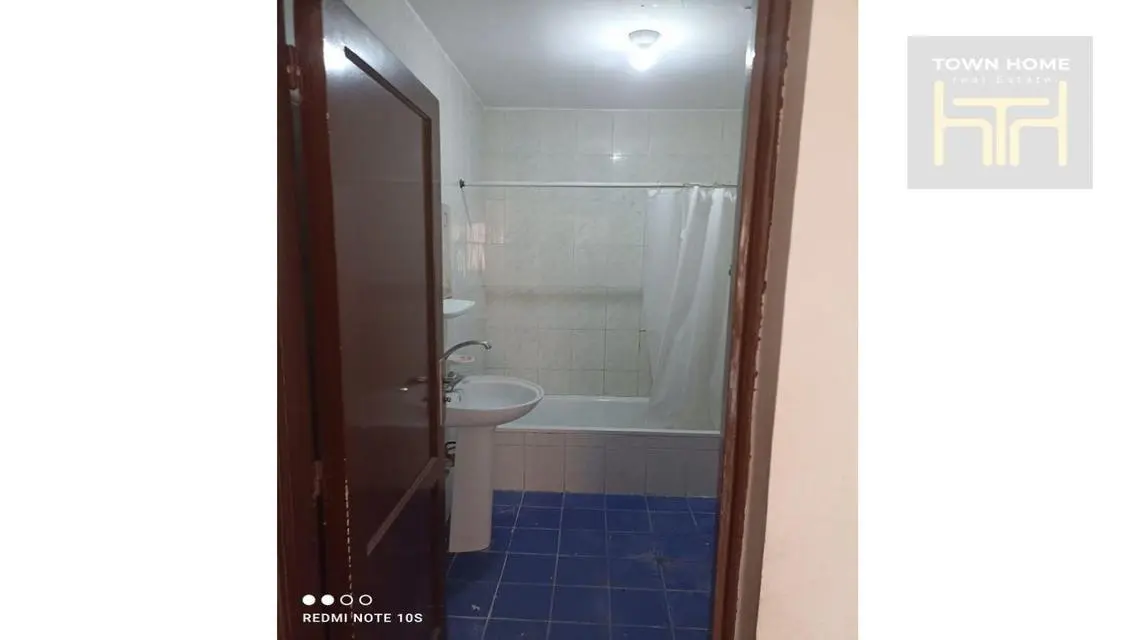 شقة للإيجار بمساحة مميزة