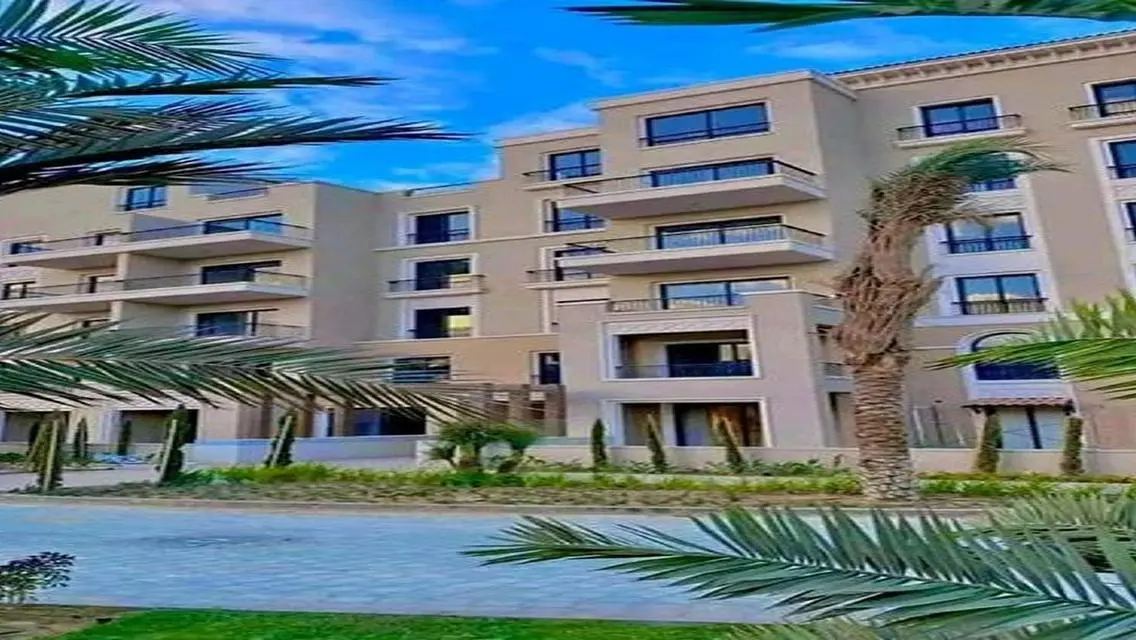 Luxury Apartment for Sale with Scenic Lake View