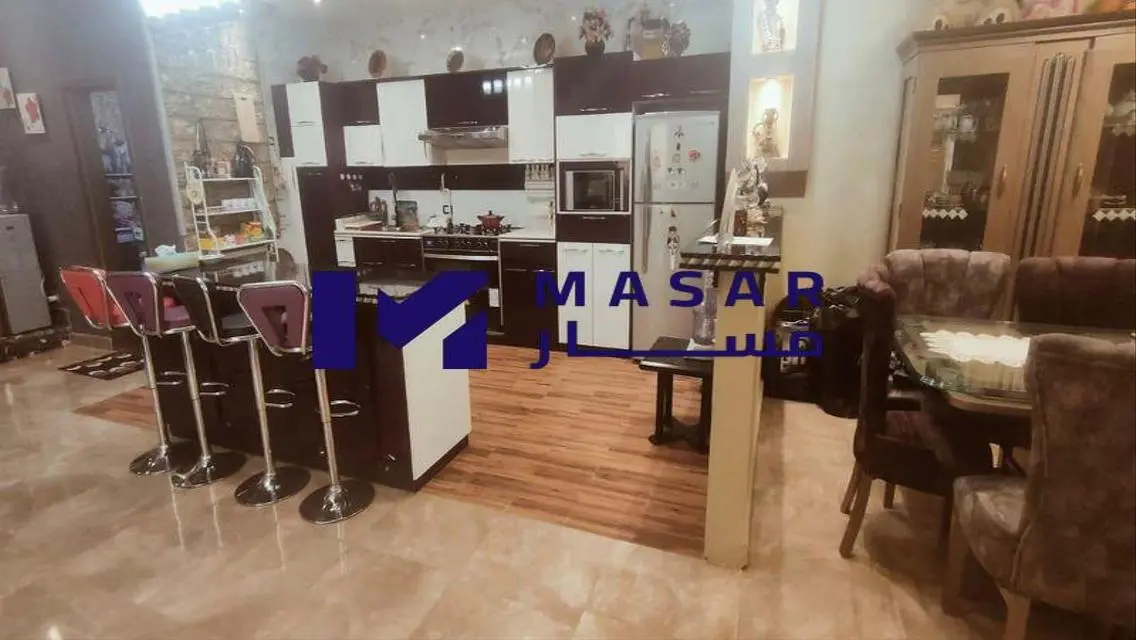 شقة فاخرة بأمن 24 ساعة غرف متعددة ومساحة واسعة