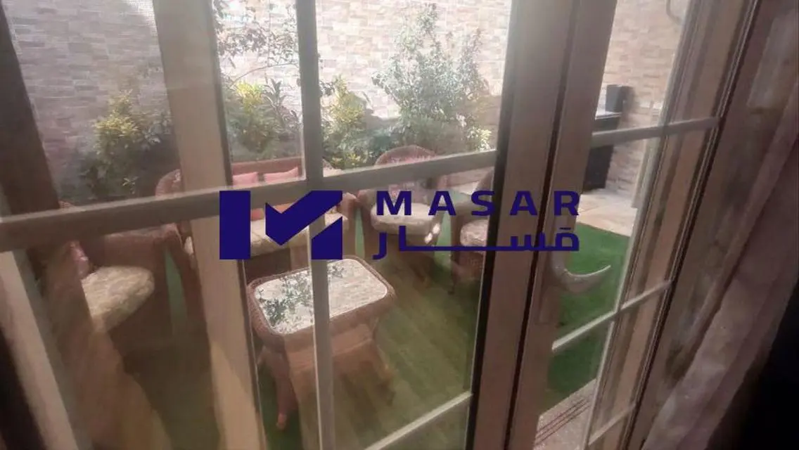 شقة فاخرة بأمن 24 ساعة غرف متعددة ومساحة واسعة