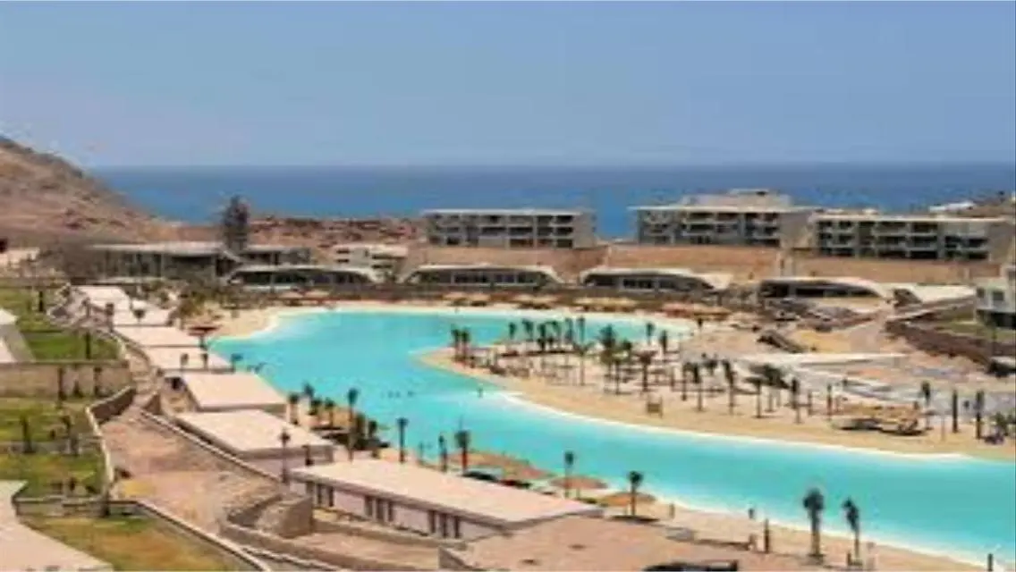 شقة رائعة في مونت الجلالة بسعر مناسب