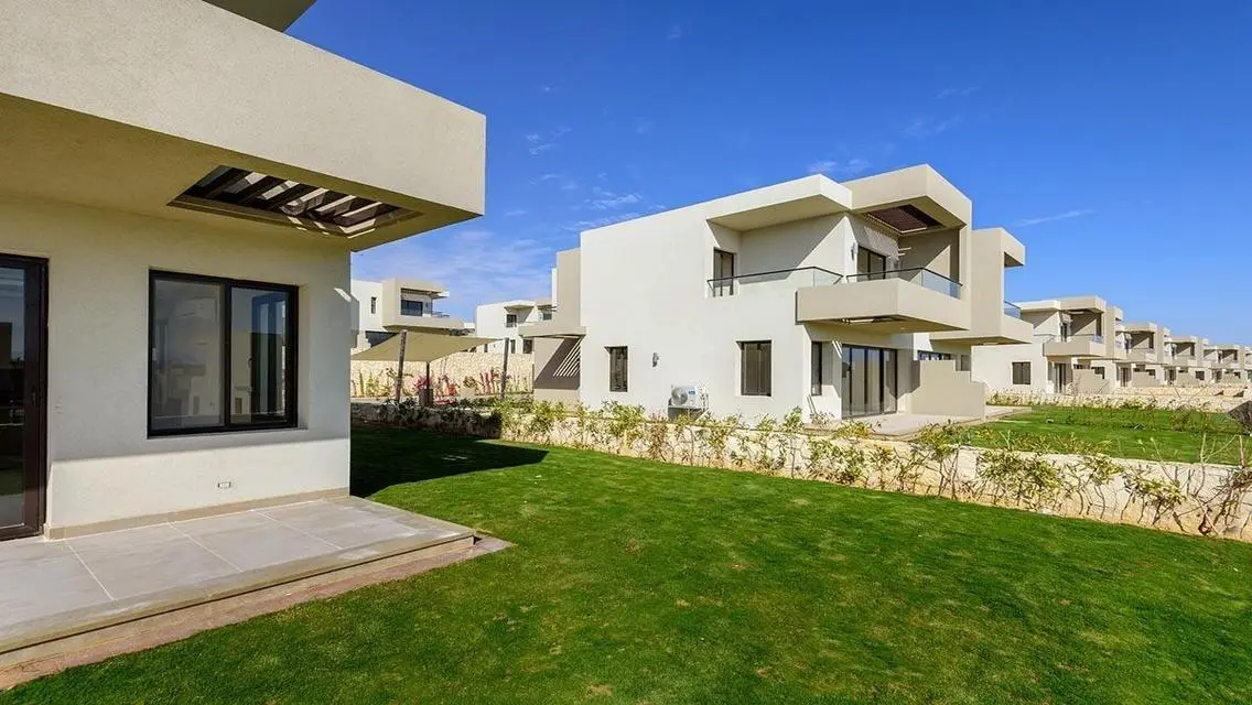 Luxury Villas with Private Pool and Garden