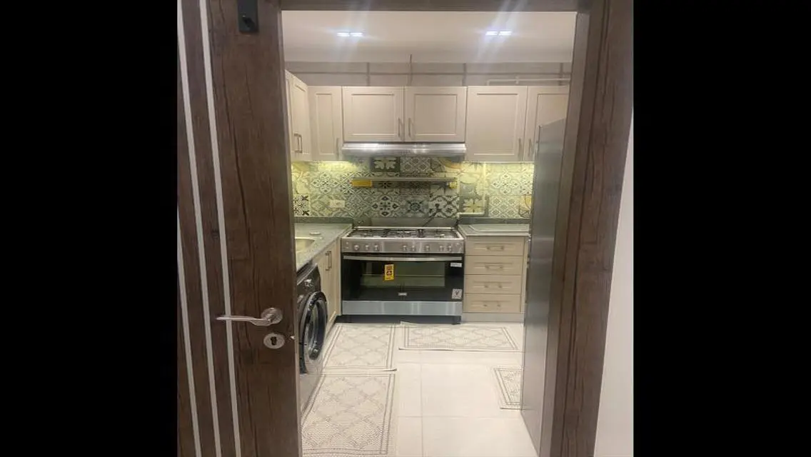 Luxury Apartment for Sale with Stunning Lake View