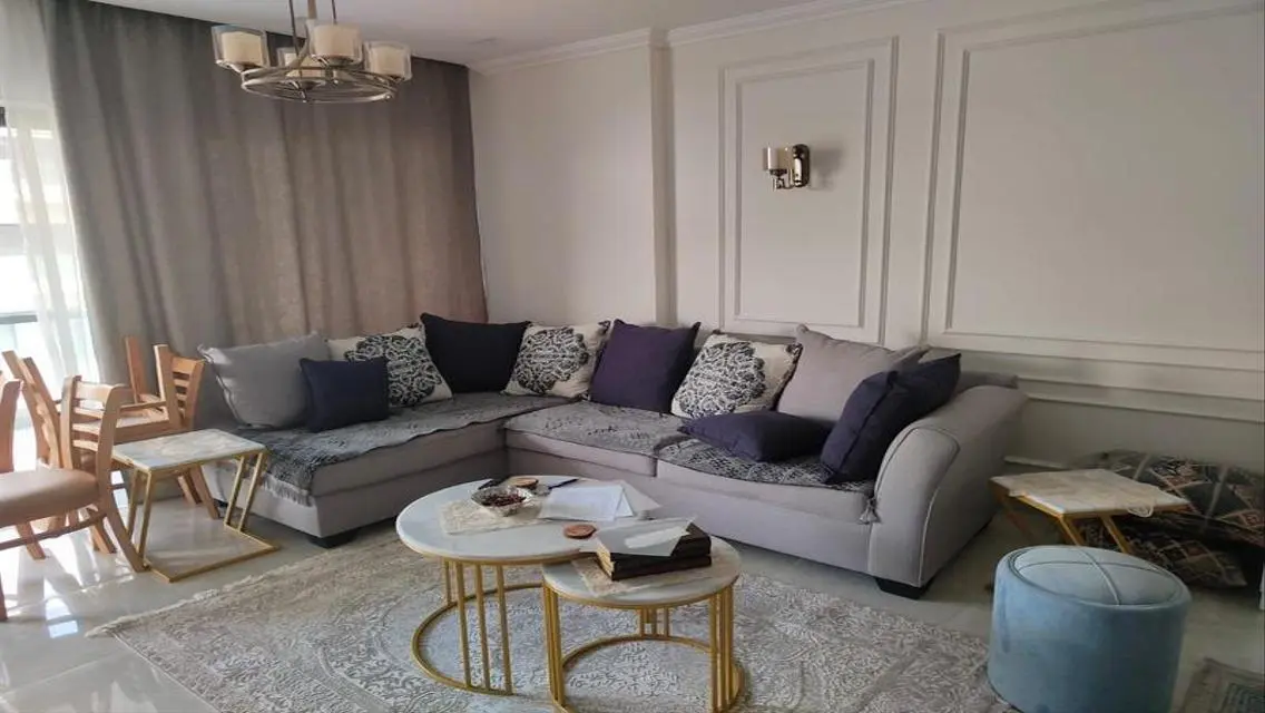 Luxury Apartment for Sale with Stunning Lake View