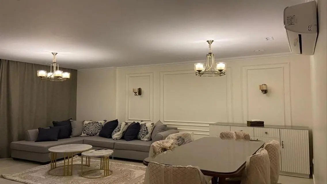 Luxury Apartment for Sale with Stunning Lake View
