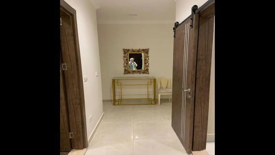 Luxury Apartment for Sale with Stunning Lake View