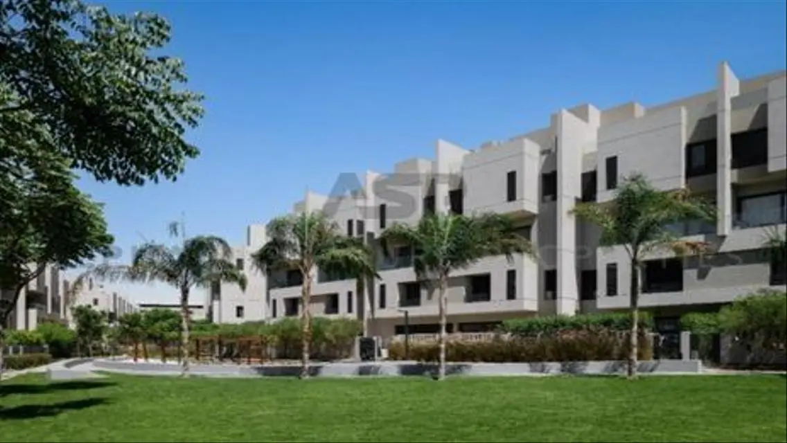 وحدات سكنية راقية في موقع متميز