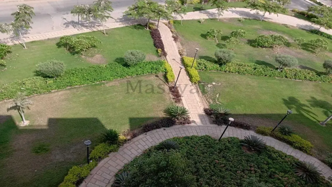 شقة فاخرة في ب12 بمساحة 145 متر مربع بسعر مغري