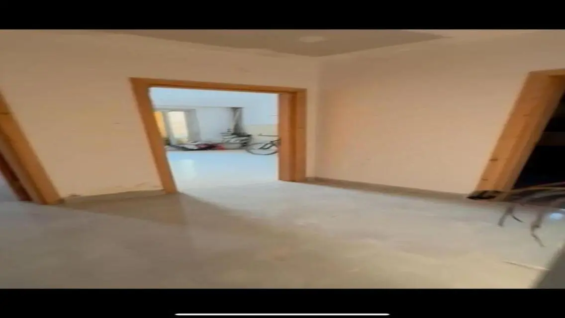 Luxury Apartment with Balcony and Shared Gym in Prime Location