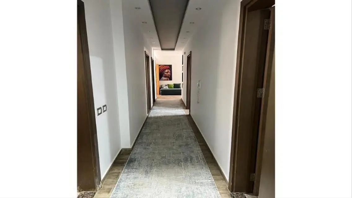 شقة فاخرة بسعر مغري