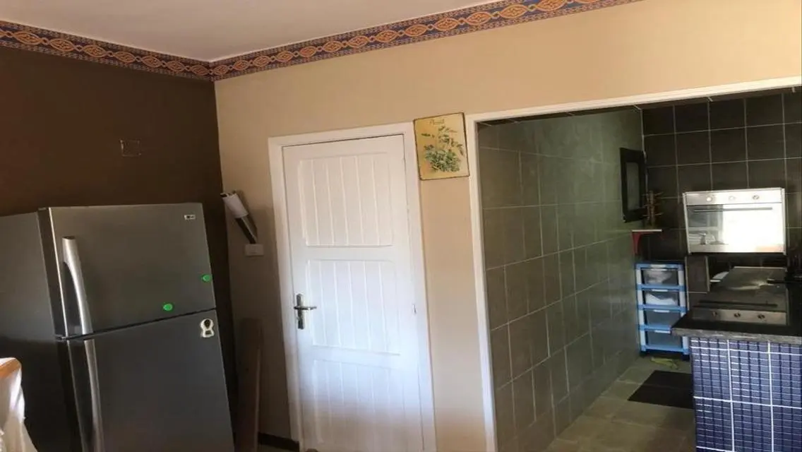 فيلا فاخرة للبيع بجانب البحيرات