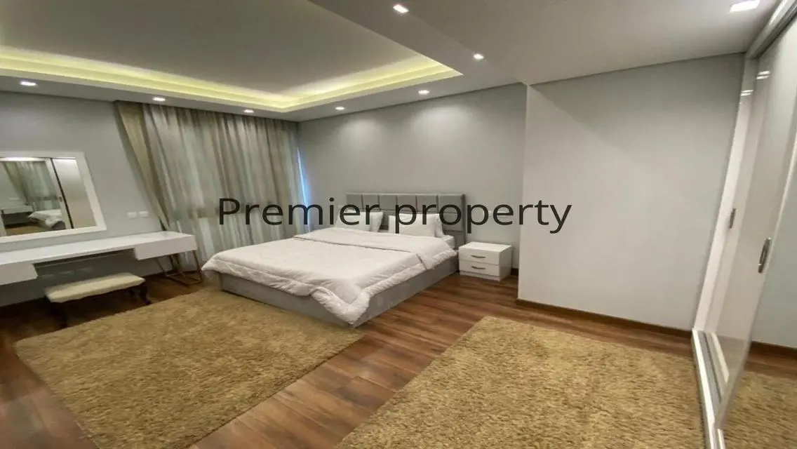 Modern Apartment with Maid's Room and Shared Pool