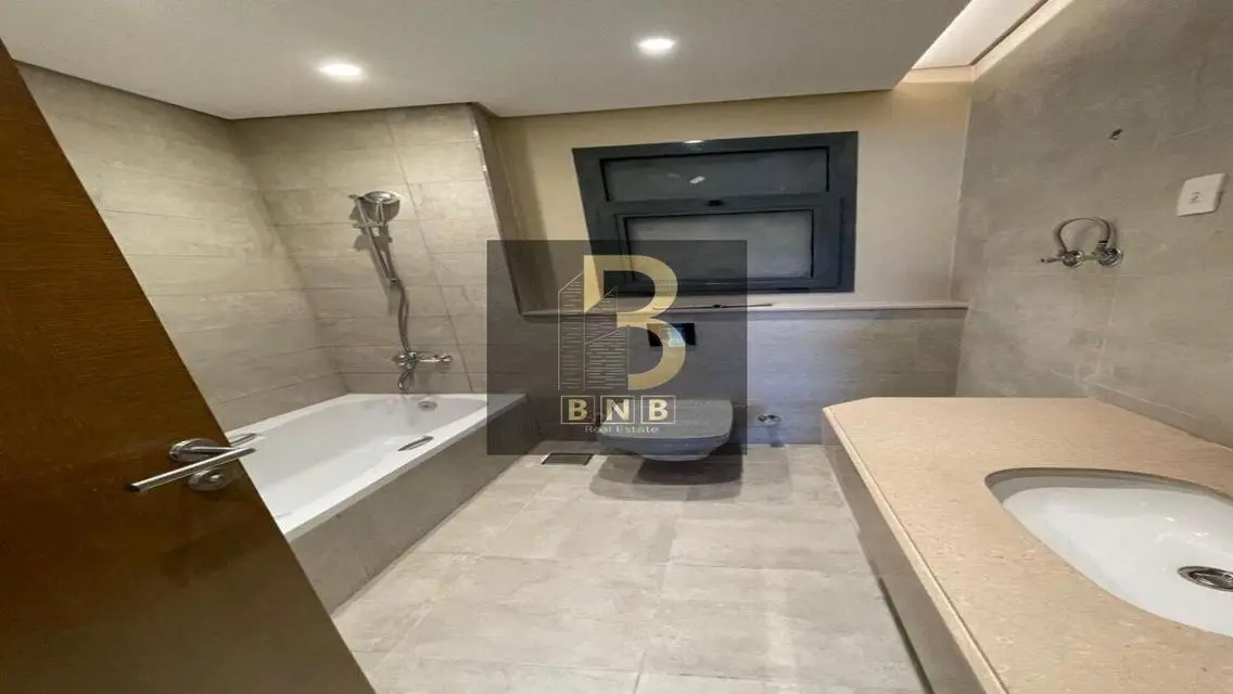 Luxury Apartment in -V-Residence-