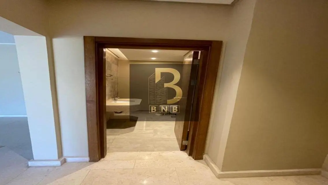 Luxury Apartment in -V-Residence-