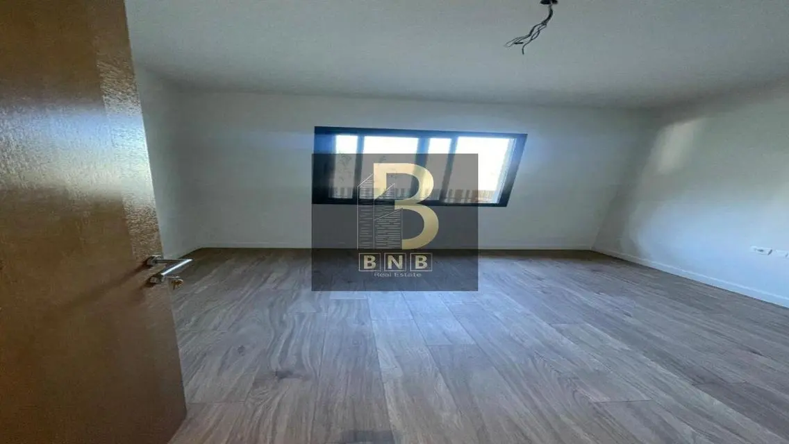 Luxury Apartment in -V-Residence-