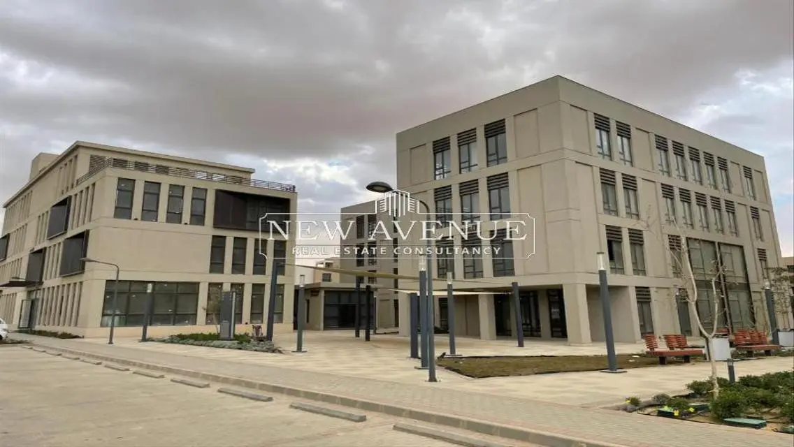 فرصة استثمارية مميزة بمساحة تزيد عن 128 متر مربع