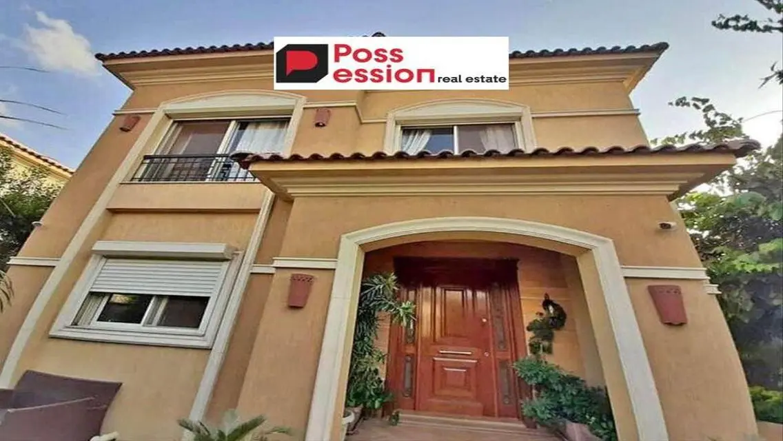 Luxury Villa with Private Garden and Health Club
