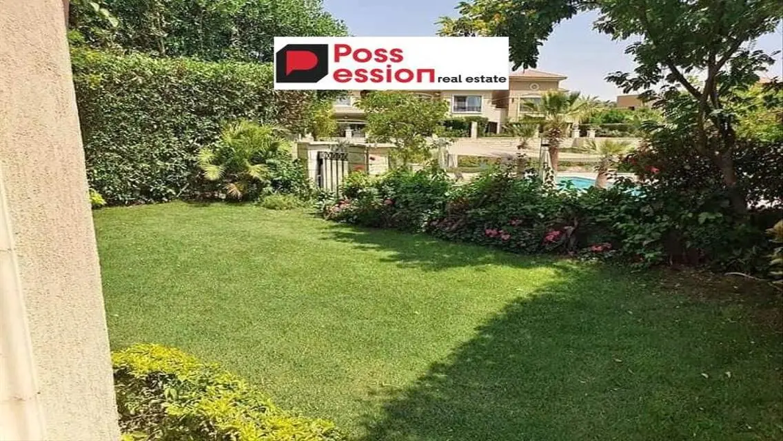 Luxury Villa with Private Garden and Health Club