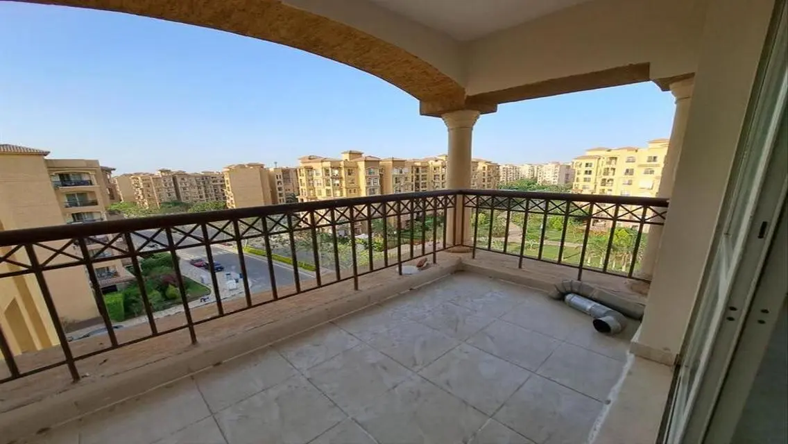 فرصة مميزة لشراء شقة 140 متر في مدينة B1