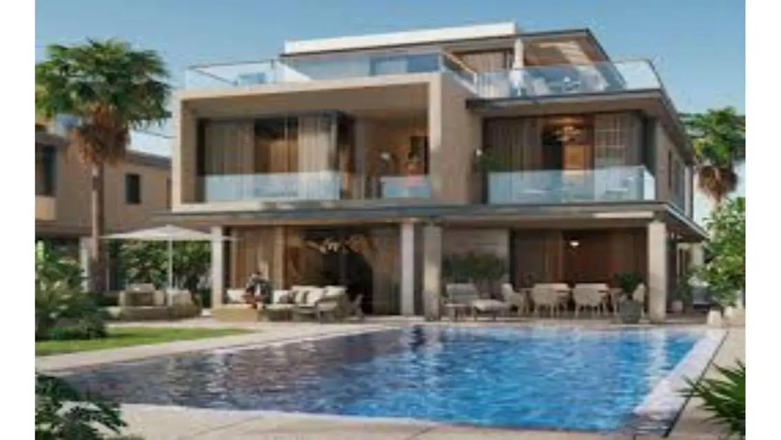 Luxurious Villa in Palm Hills