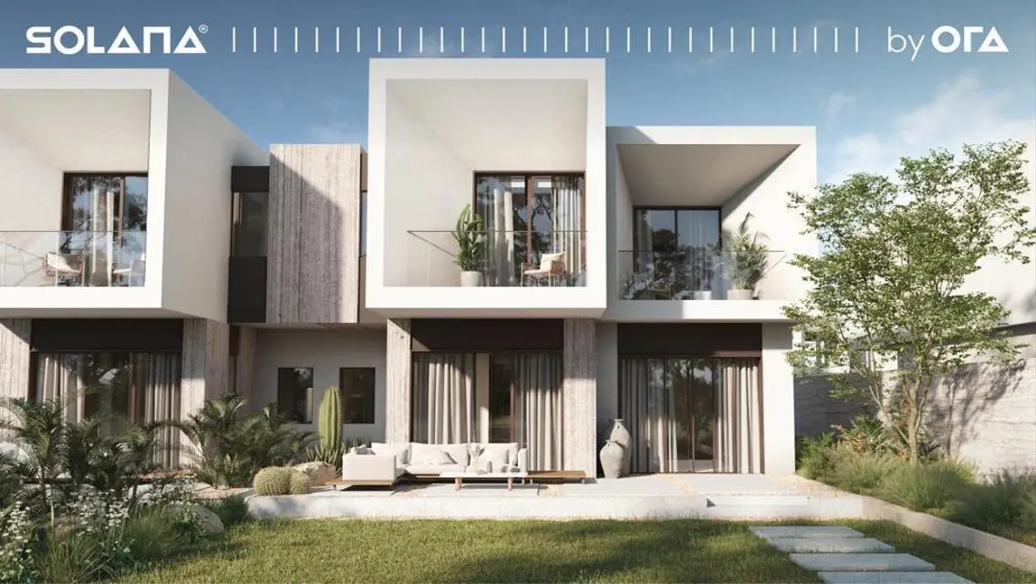 Luxury Apartment with Private Garden and Pool