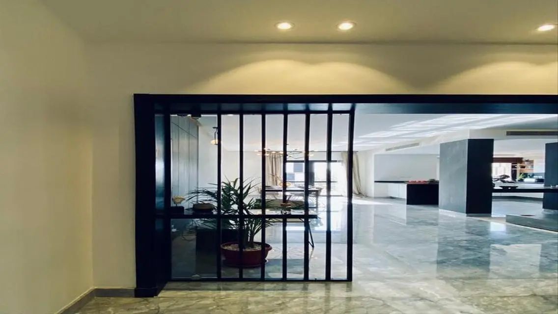 Luxury Apartment for Sale by the Lakes