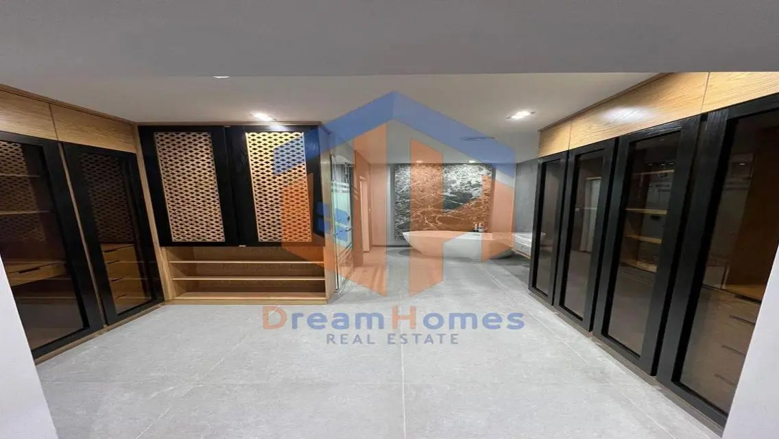 Luxury Apartment for Sale