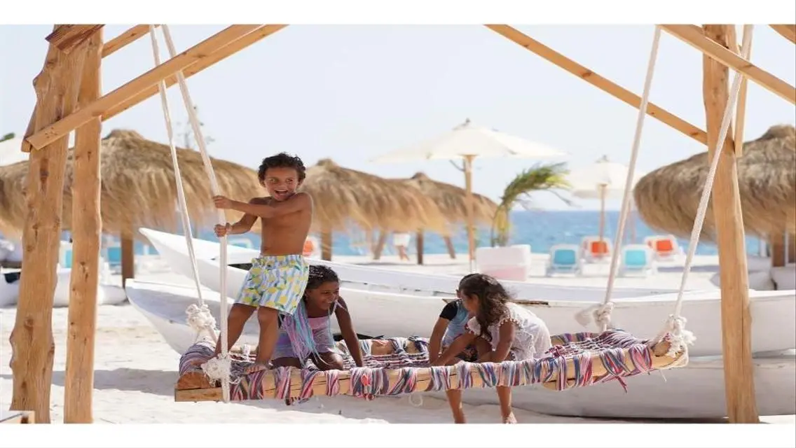 Luxury 250 Meter Villa for Sale Directly on the Sea - SV