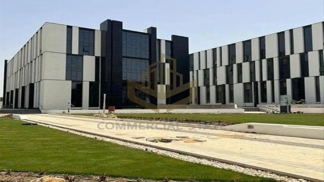 Exclusive Commercial Property of 65 Meters for 50000