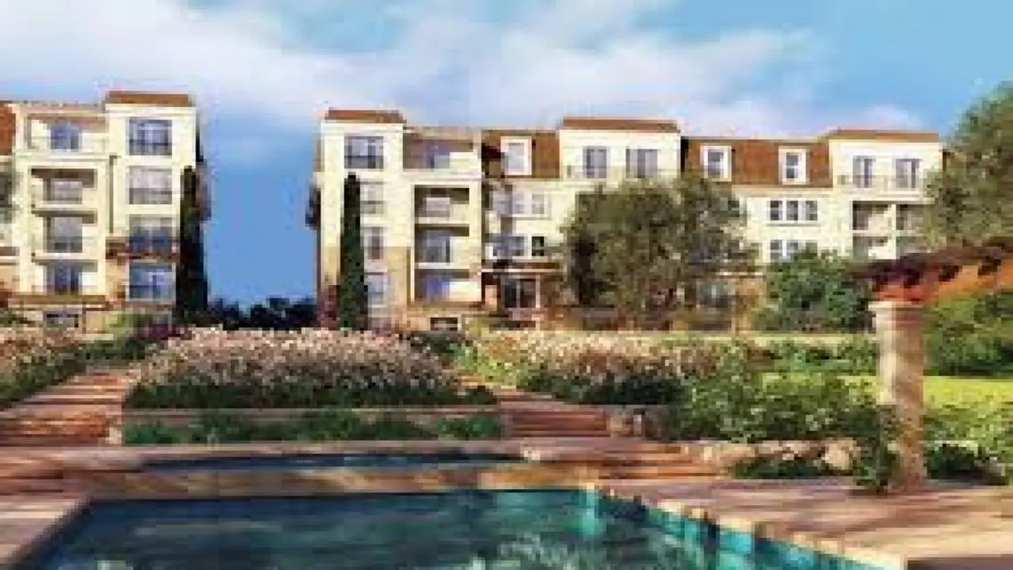 Luxury Apartment Overlooking Lakes for Sale